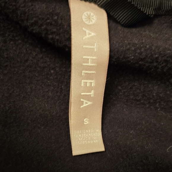 Athleta Triumph Hoodie Black S NWT - Picture 6 of 7